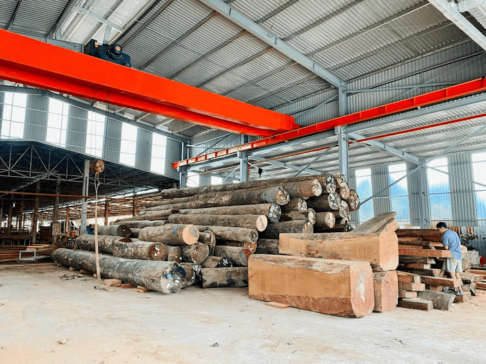 Xưởng Gỗ Phong Luyến