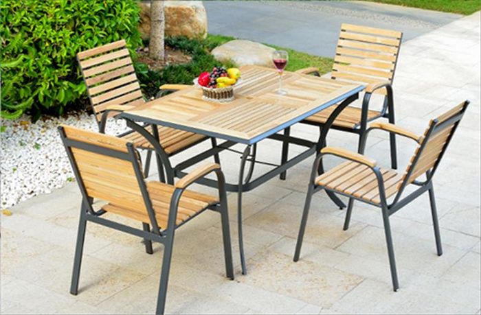 Bàn Ghế Ngoài Trời Tại Nam Định