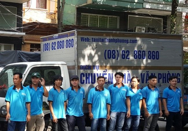 Vận tải Thành Phương tự hào với đội ngũ nhân viên được đào tạo chuyên sâu, tận tâm và quy trình đóng gói, vận chuyển đạt chuẩn chuyên nghiệp.