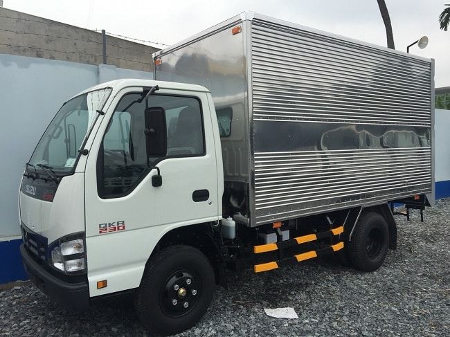 Xe tải 1.5 tấn Isuzu QKR77FE4