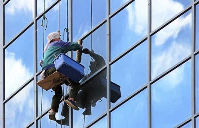 Linh Anh nằm trong top 10 công ty hàng đầu về dịch vụ vệ sinh công nghiệp tại Hà Nội