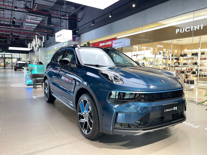 Lynk & Co 01 (3).JPG