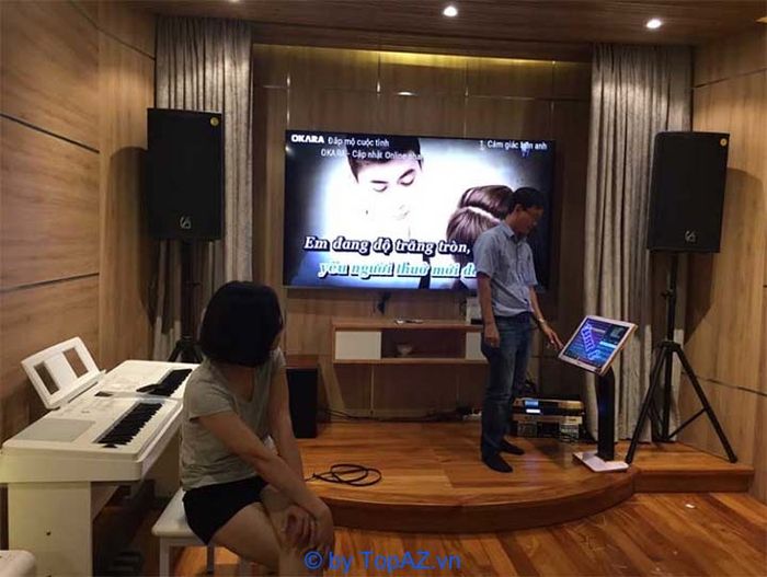 Lắp đặt hệ thống karaoke cho gia đình