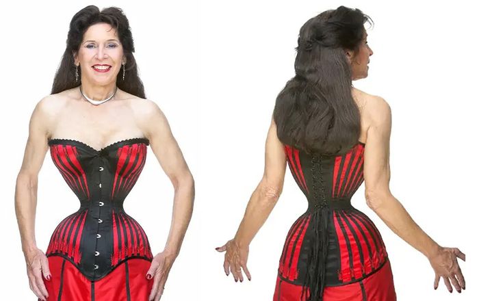 Bà cụ với vòng eo nhỏ nhất thế giới nhờ đeo corset hàng chục năm