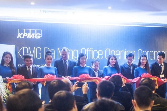 Công ty TNHH KPMG Việt Nam nằm trong danh sách Top 10 công ty kiểm toán hàng đầu tại TP. Hồ Chí Minh