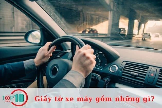 Những giấy tờ nào cần có khi điều khiển xe máy? Phạt bao nhiêu khi thiếu giấy tờ xe?