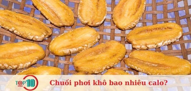 ăn chuối phơi khô