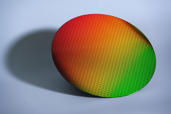 Wafer Intel 18A