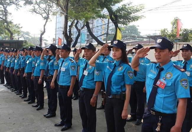 Công ty bảo vệ 24/7