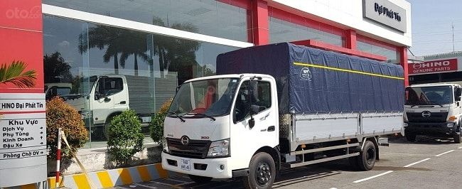 Xe tải Hino XZU730L, trọng tải 5 tấn