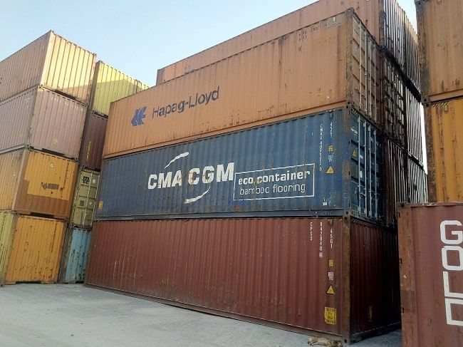 Container 40 feet có thể vận chuyển được bao nhiêu tấn hàng?