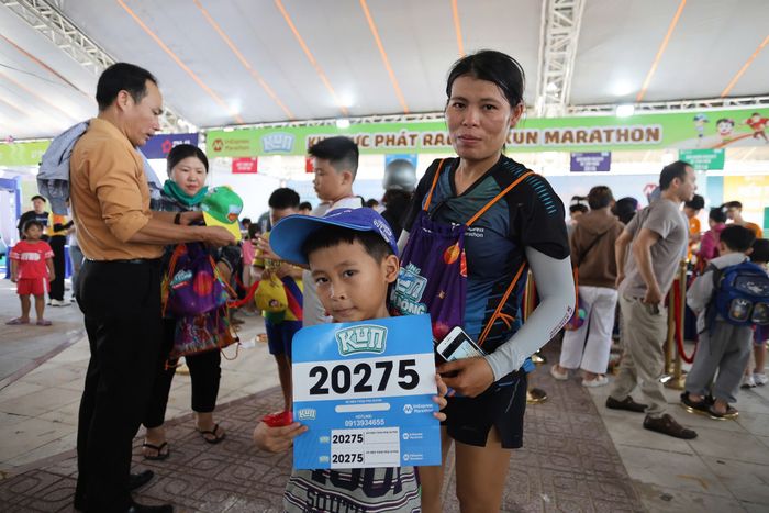 Các 'gia đình marathon' nổi bật tại giải VM Nha Trang 2024.