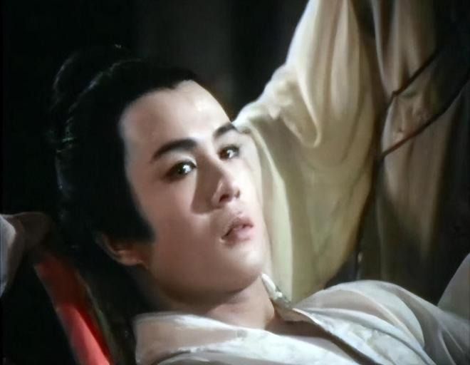 Tiền Phong: Từ Thiếu Hoa vào vai công tử ngốc Vương Nguyên Phong trong bộ phim Tinh biến (1983).