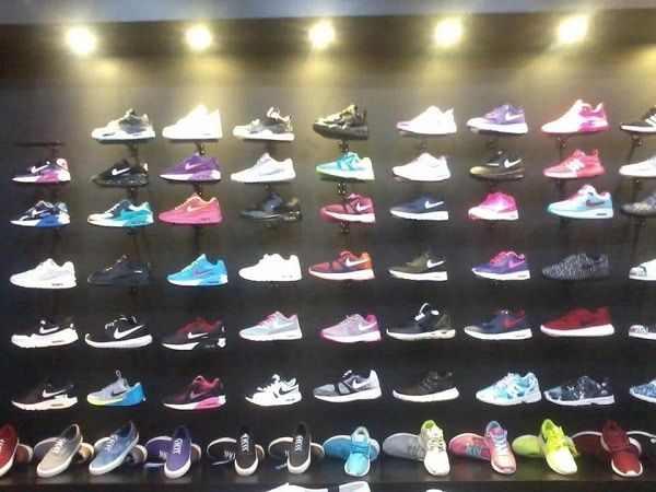 Top 10 cửa hàng giày sneaker đẹp và chất lượng nhất tại TPHCM 05