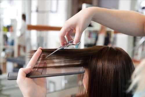 cắt tóc tháng cô hồn