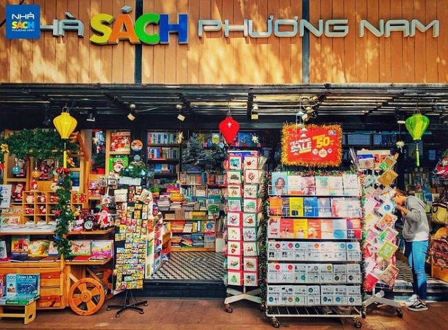 Nhà sách Phương Nam - Địa chỉ uy tín để mua sách giáo khoa tại TPHCM