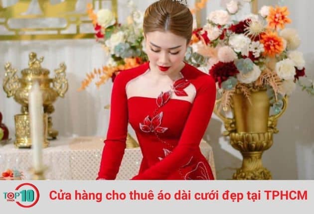 Tại Cửa hàng Áo Cưới Star, bạn sẽ tìm thấy nhiều mẫu áo dài cưới từ đơn giản và truyền thống đến hiện đại và ấn tượng.