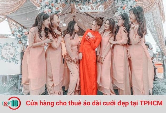 Áo Dài SONG Bridal, thành lập bởi NTK Song Thư vào năm 2016, chuyên thiết kế, may đo và cho thuê các loại áo dài cưới, vest và nhiều sản phẩm khác.