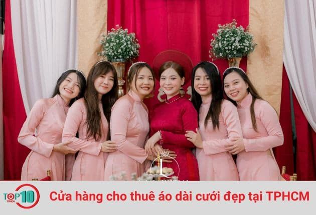 L.U.V Bridal là địa chỉ lý tưởng để thuê áo dài cưới đẹp tại TPHCM.