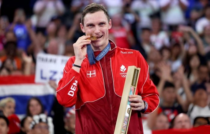 Nếu không tham dự Japan Open 2024, Viktor Axelsen có nguy cơ bị loại khỏi top 2 thế giới.