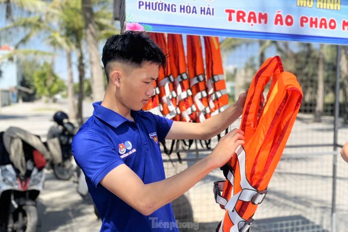Mô hình này được Đoàn phường quản lý và bảo trì liên tục. Hàng tuần, các tình nguyện viên sẽ thực hiện việc kiểm tra, vệ sinh, sửa chữa trạm, và thay mới áo phao nếu có dấu hiệu hư hỏng hoặc bị mất.