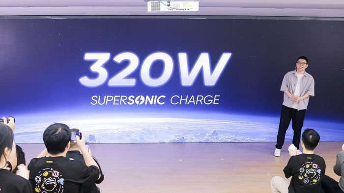 realme công bố công nghệ sạc nhanh SuperSonic Charge 320W