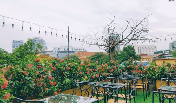 quán cafe bệt nổi bật tại Hà Nội