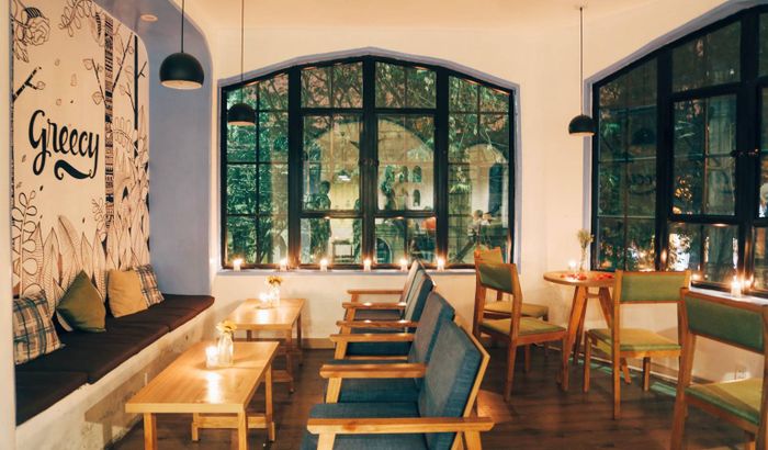 quán cafe ngồi bệt tại Hà Nội
