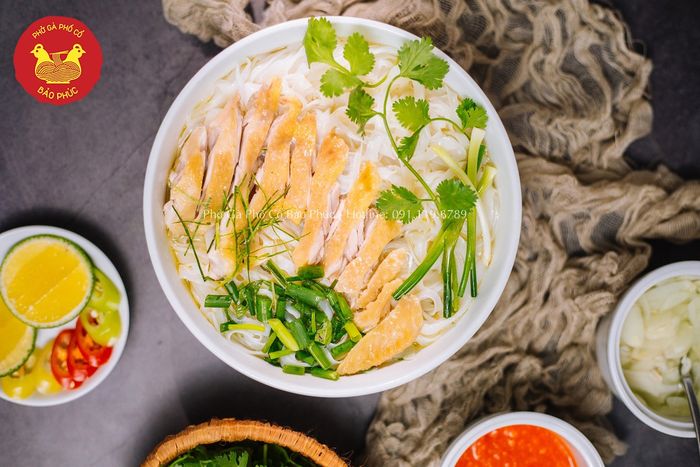 phở gà nổi tiếng Hà Nội