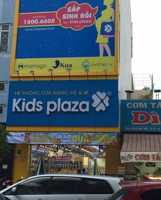 Siêu thị mẹ bầu và em bé Kids Plaza