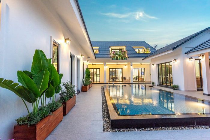 villa có hồ bơi tại Hà Nội