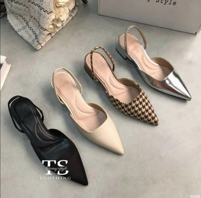 Shop giày cao gót nữ sang trọng ở quận Tân Phú