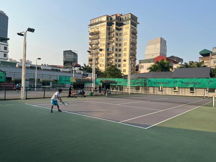 sân tennis Hà Nội