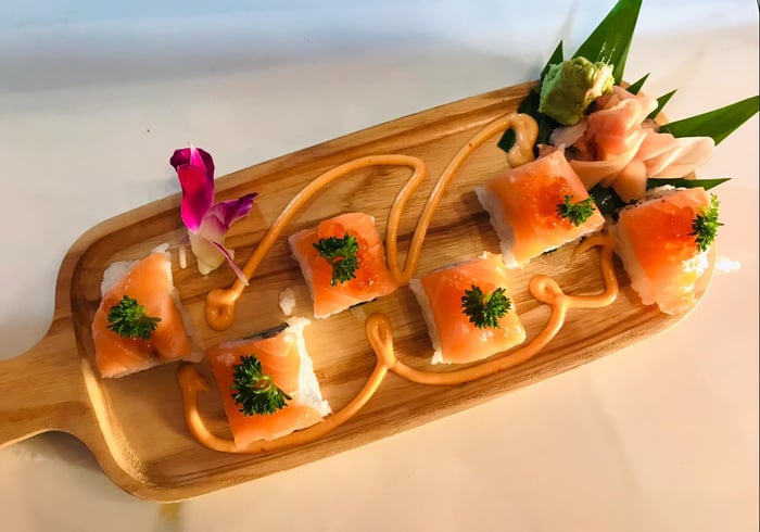 Nhà Hàng Đông Dương - Toyokan Sushi BBQ và Lẩu hình 1