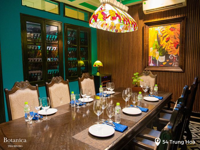 Botanica Thai Bistro hình ảnh 1