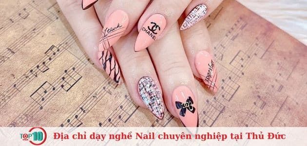 M'xinh Nails