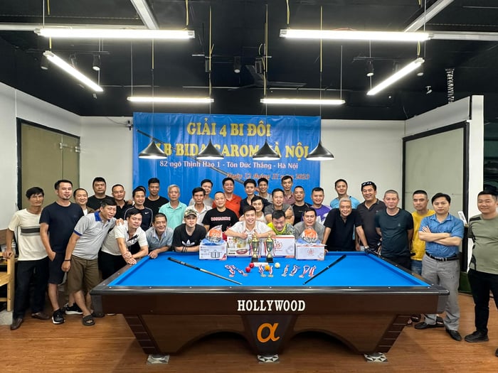 <strong>Câu Lạc Bộ Bida GoldenEye Billiard Club</strong>