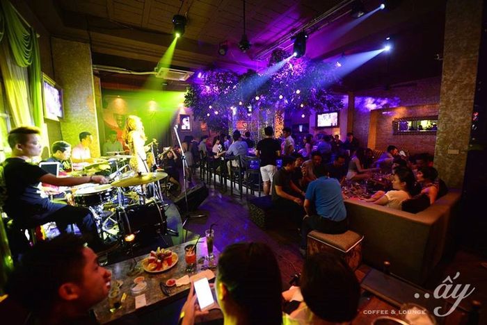 phòng trà acoustic Hà Nội