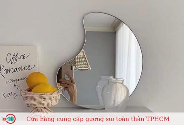 Thế Giới Gương