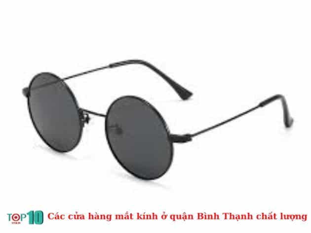 Mắt Kính Trong Hẻm