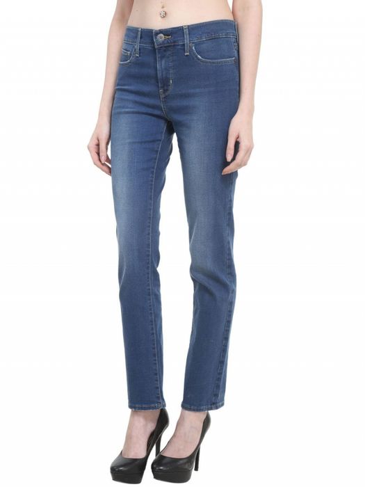 Hình ảnh Thương Hiệu Jeans Levi Strauss & Co 2