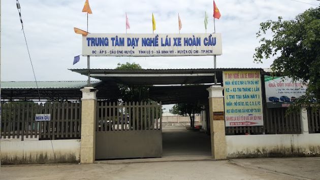 Trung tâm đào tạo lái xe Hoàn Cầu