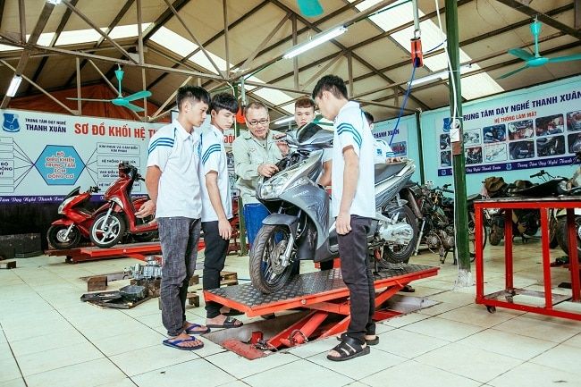 Thanh Xuân - Trung tâm đào tạo sửa chữa xe máy tại TP.HCM