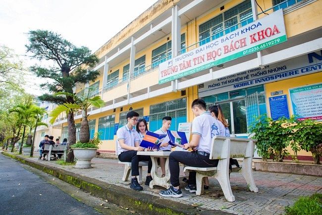 Trung tâm Tin học Bách Khoa