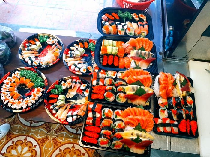 Nhà hàng Tiệp Sushi Kazoku hình ảnh 1