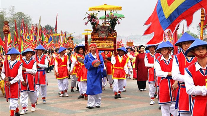 Giỗ Tổ Hùng Vương đã trở thành một ngày lễ trọng đại của dân tộc Việt Nam, nhắc nhở chúng ta về nguồn cội và khuyến khích cùng nhau xây dựng quê hương ngày càng phát triển. ảnh 1