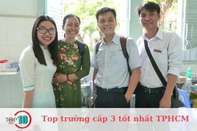 Trường THPT Chuyên Trần Đại Nghĩa