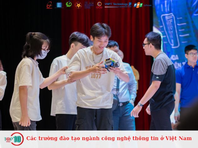 Danh sách các trường đại học đào tạo ngành công nghệ thông tin tại Việt Nam