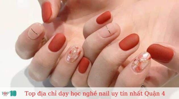 Nail Ái Mạnh