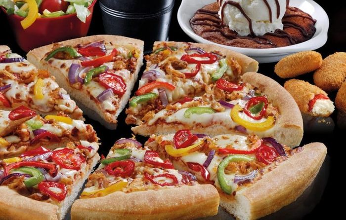 nhà hàng pizza phong cách Mỹ tại Hà Nội